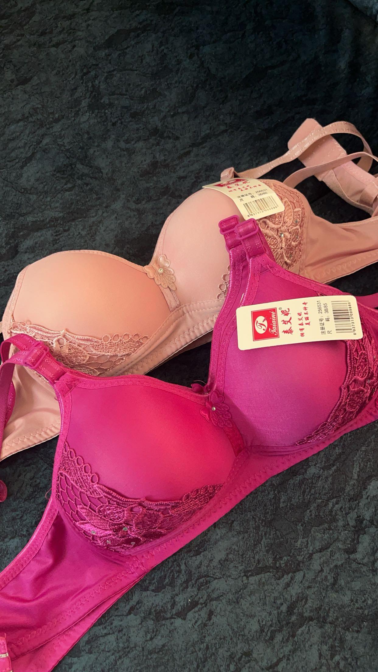 Imported Elegance & Comfort Tailored Wireless Padded Bra for You!